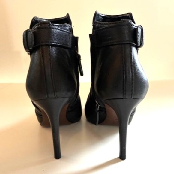 Tory Burch Black Orchard Quilted Bootie | 3.5” Heel | Size 8.5 - Picture 7 of 14